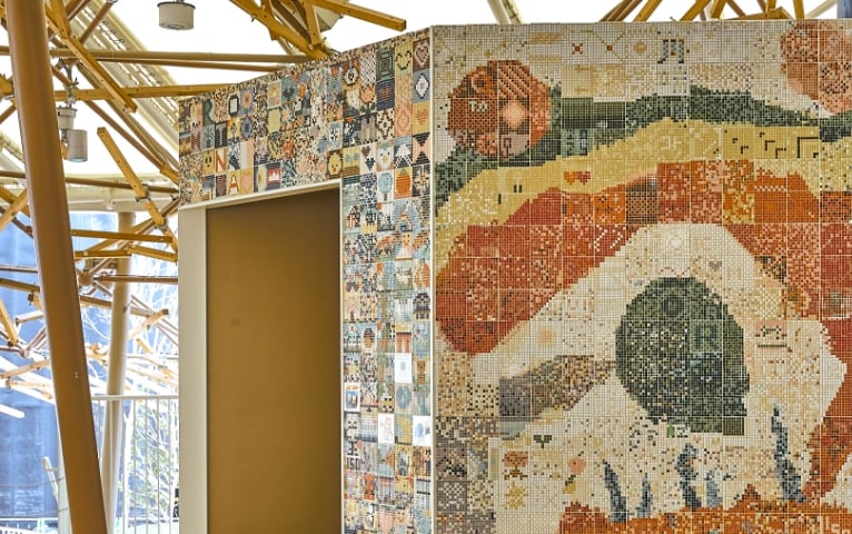 よろこびの壁の写真